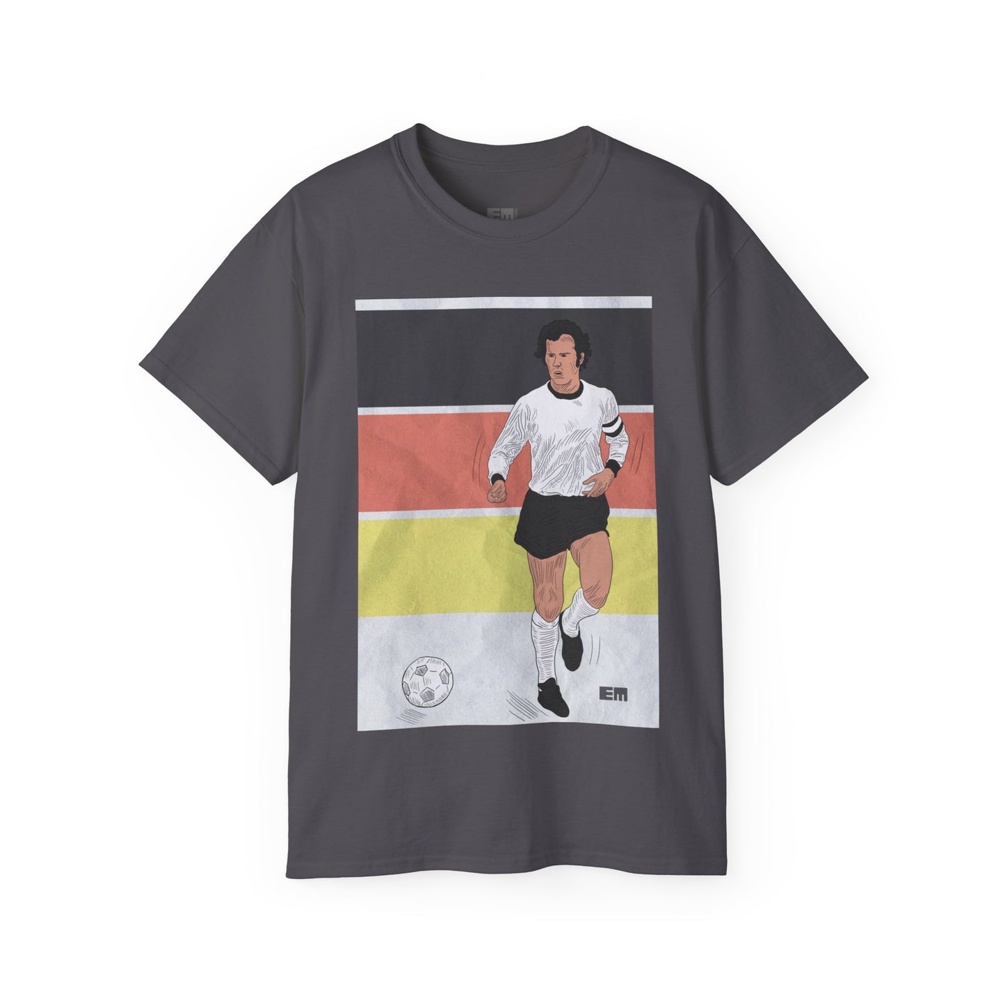 T-shirt Beckenbauer playing soccer